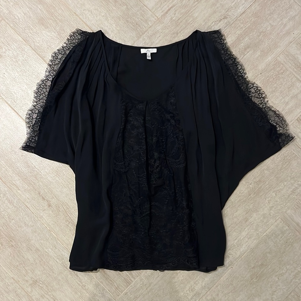 Joie black top